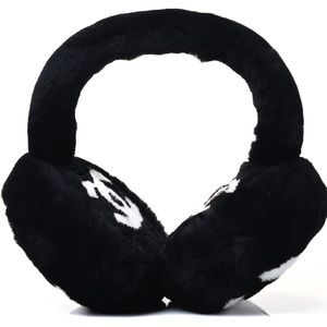 🖤SOLD🖤 Chanel Earmuffs